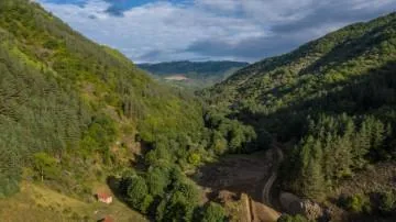 ხანძთის მამათა მონასტერი ძამას ხეობაში